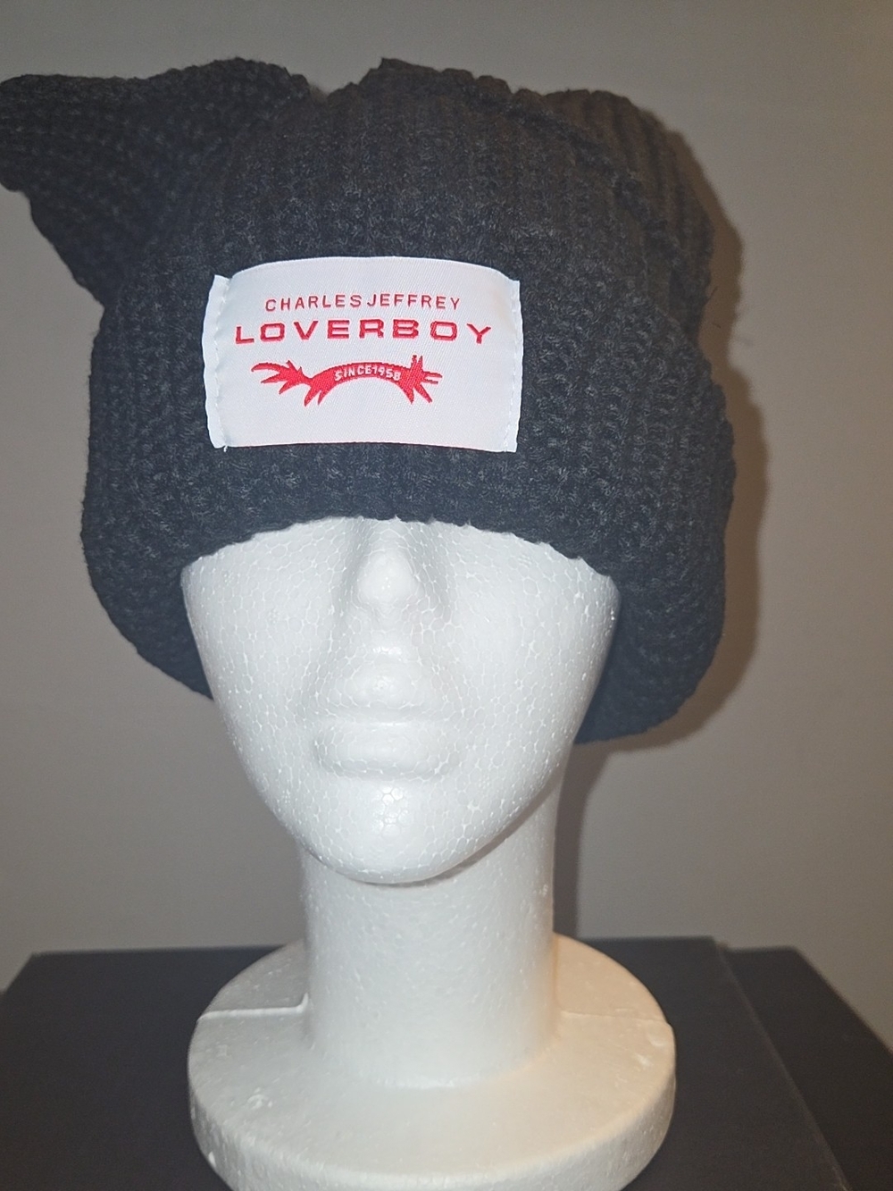 Men’s Black Knit Beanie